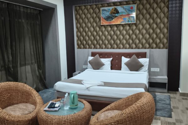 WhatsApp Image 2025-04-17 at 3.03.25 PM